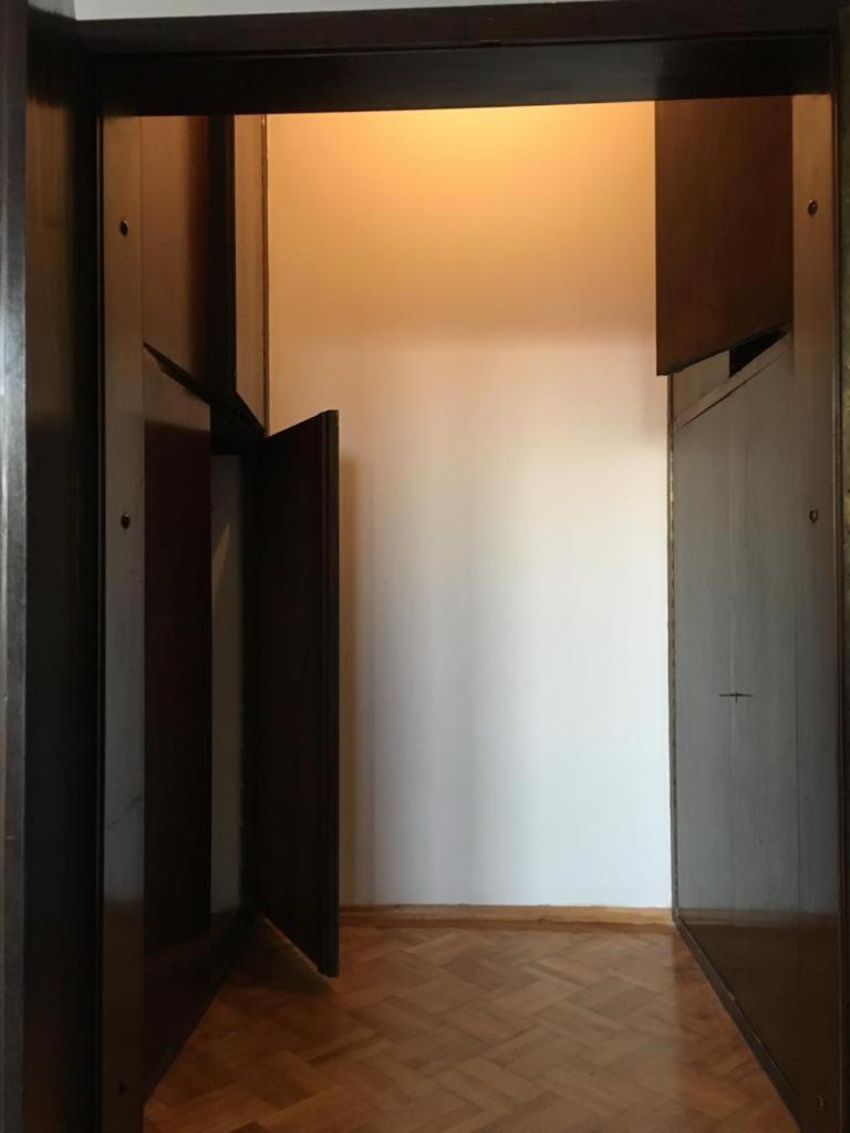 Central Studio Across From Intercontinental Bukarest Exterior foto